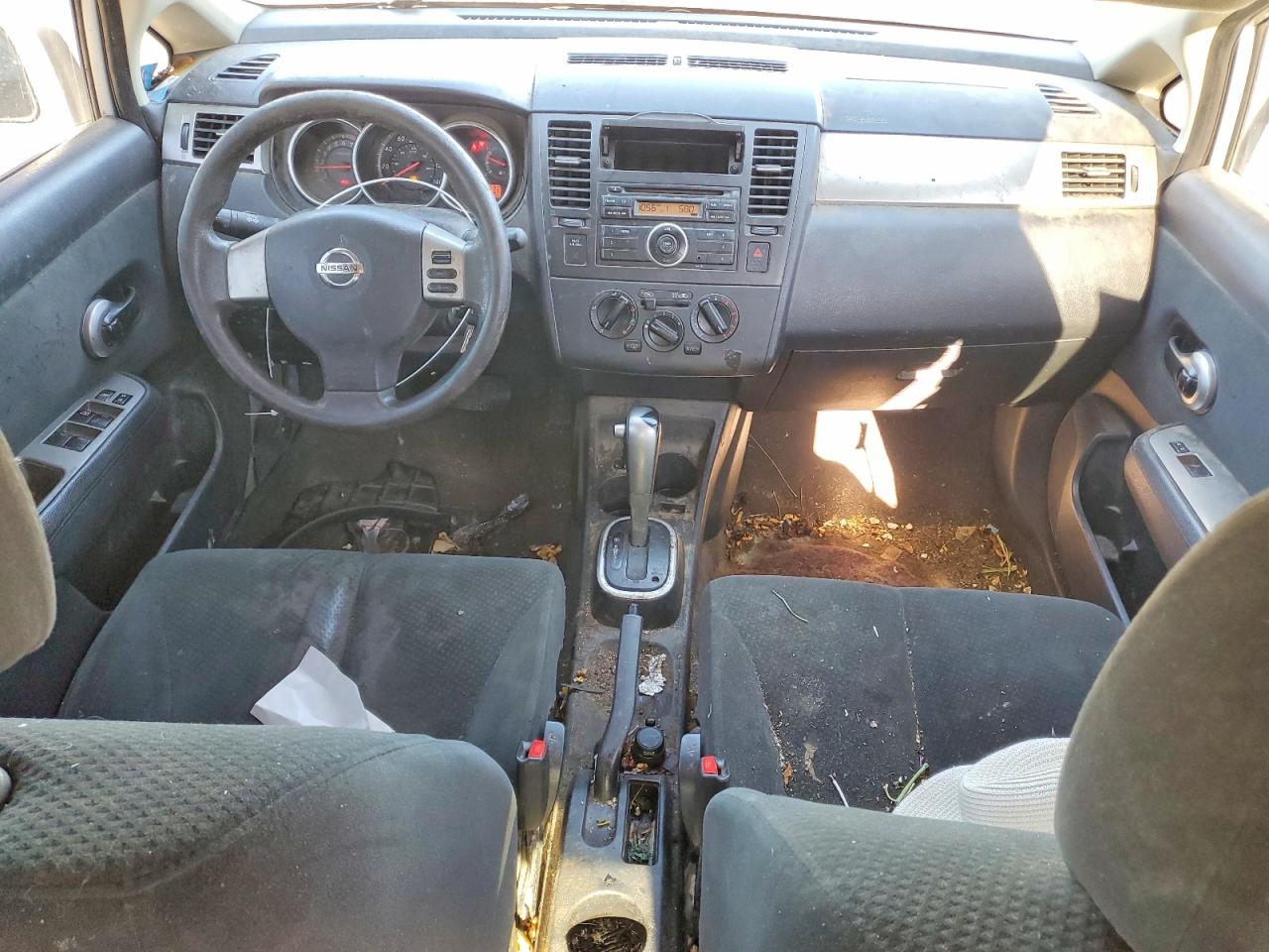 2011 NISSAN VERSA 1.8 S photo 22