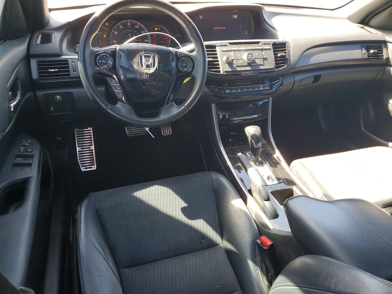 2016 HONDA ACCORD SPORT photo 15