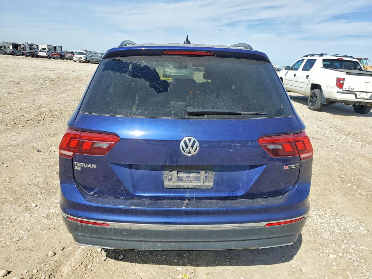 2021 VOLKSWAGEN TIGUAN SE photo 11