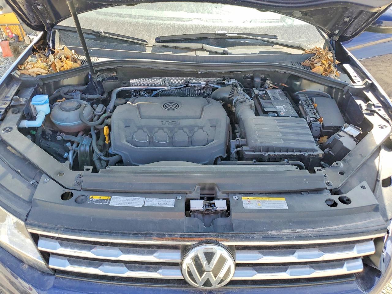 2021 VOLKSWAGEN TIGUAN SE photo 23