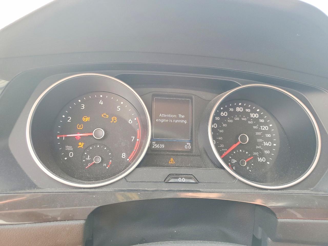 2021 VOLKSWAGEN TIGUAN SE photo 17