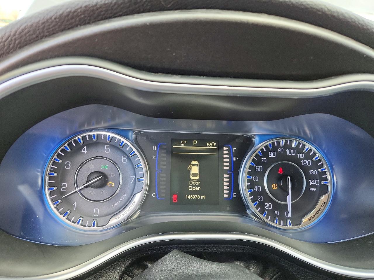 2016 CHRYSLER 200 LIMITED photo 9