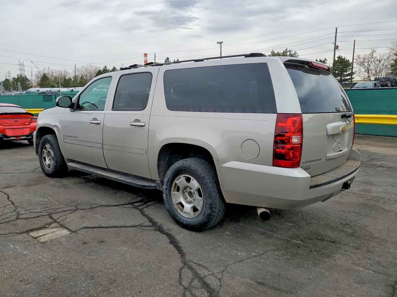 2007 CHEVROLET SUBURBAN K1500 photo 3