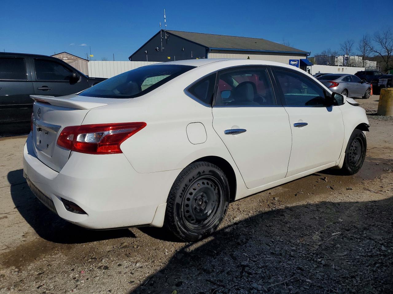 2017 NISSAN SENTRA S photo 3