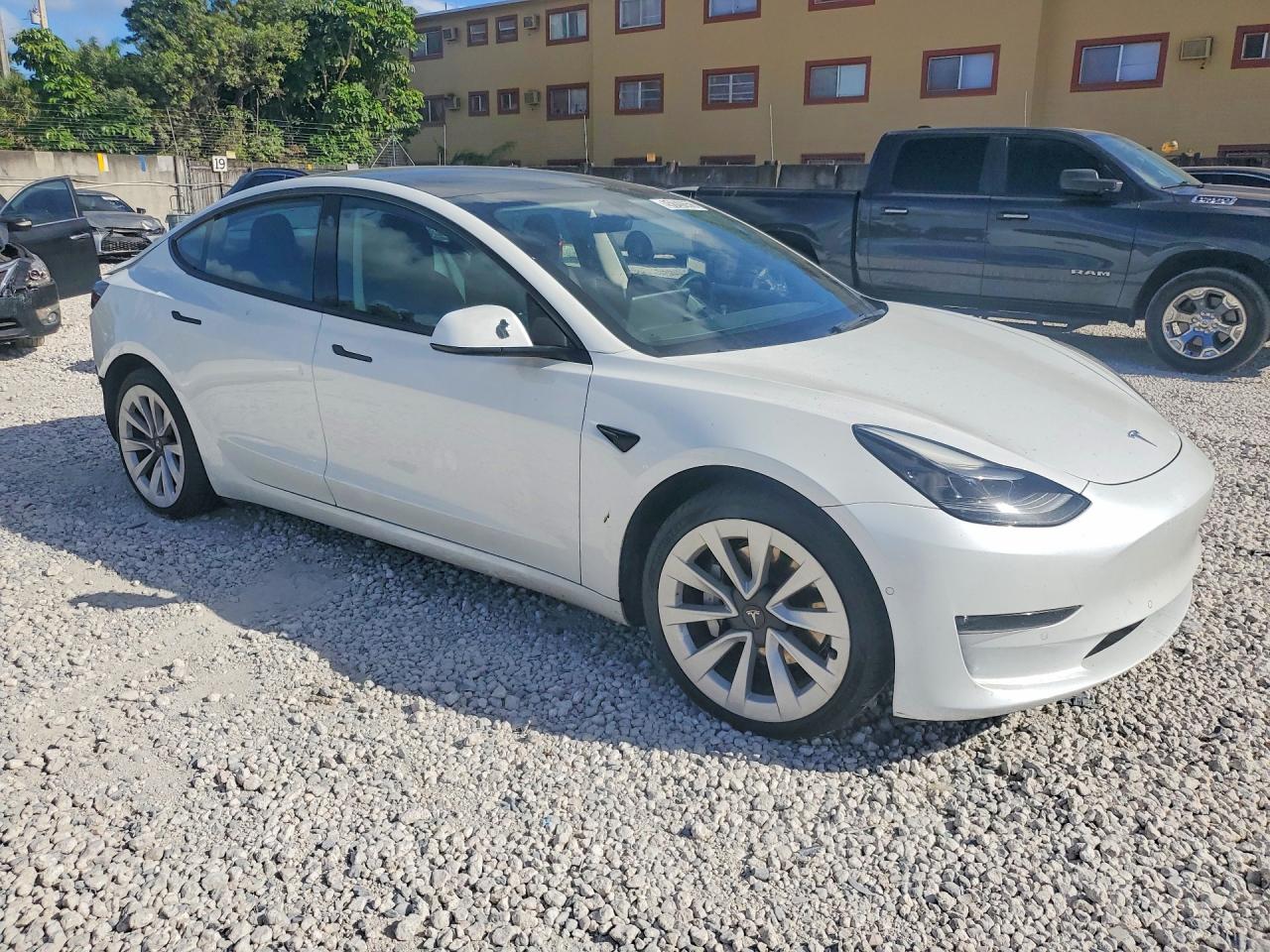 2022 TESLA MODEL 3 photo 7
