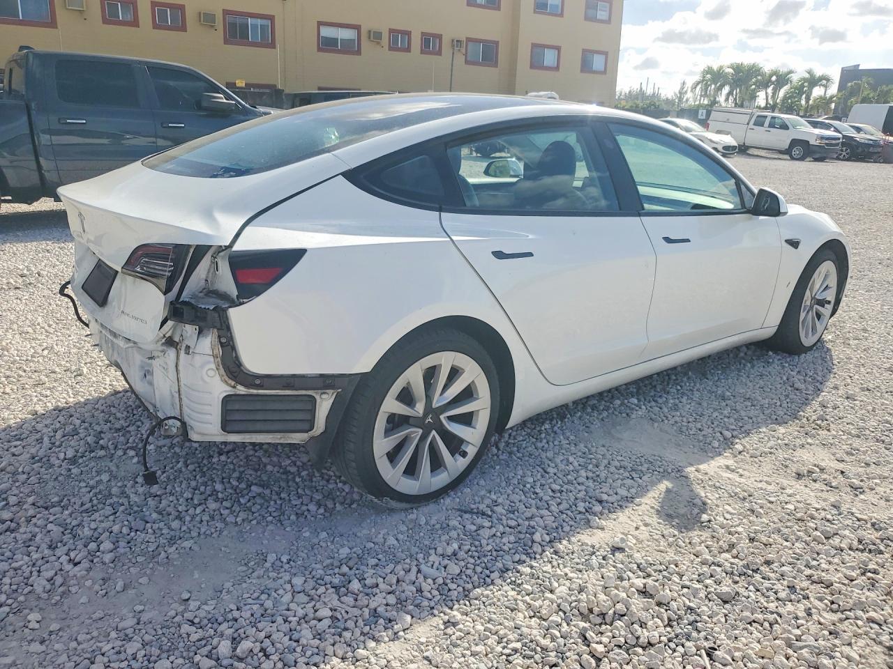 2022 TESLA MODEL 3 photo 5