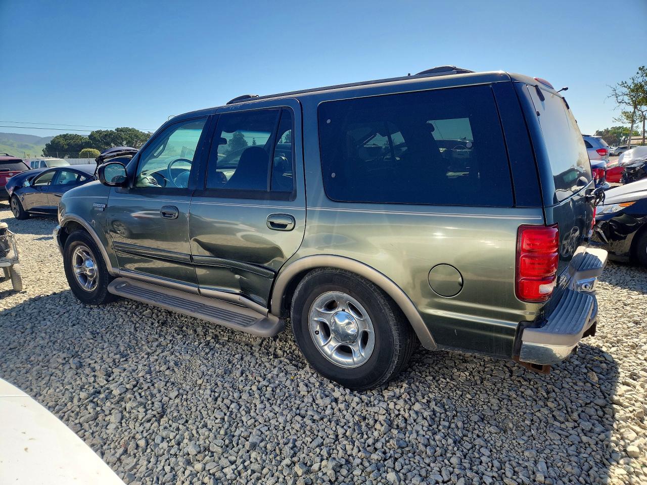 2001 FORD EXPEDITION EDDIE BAUER photo 2