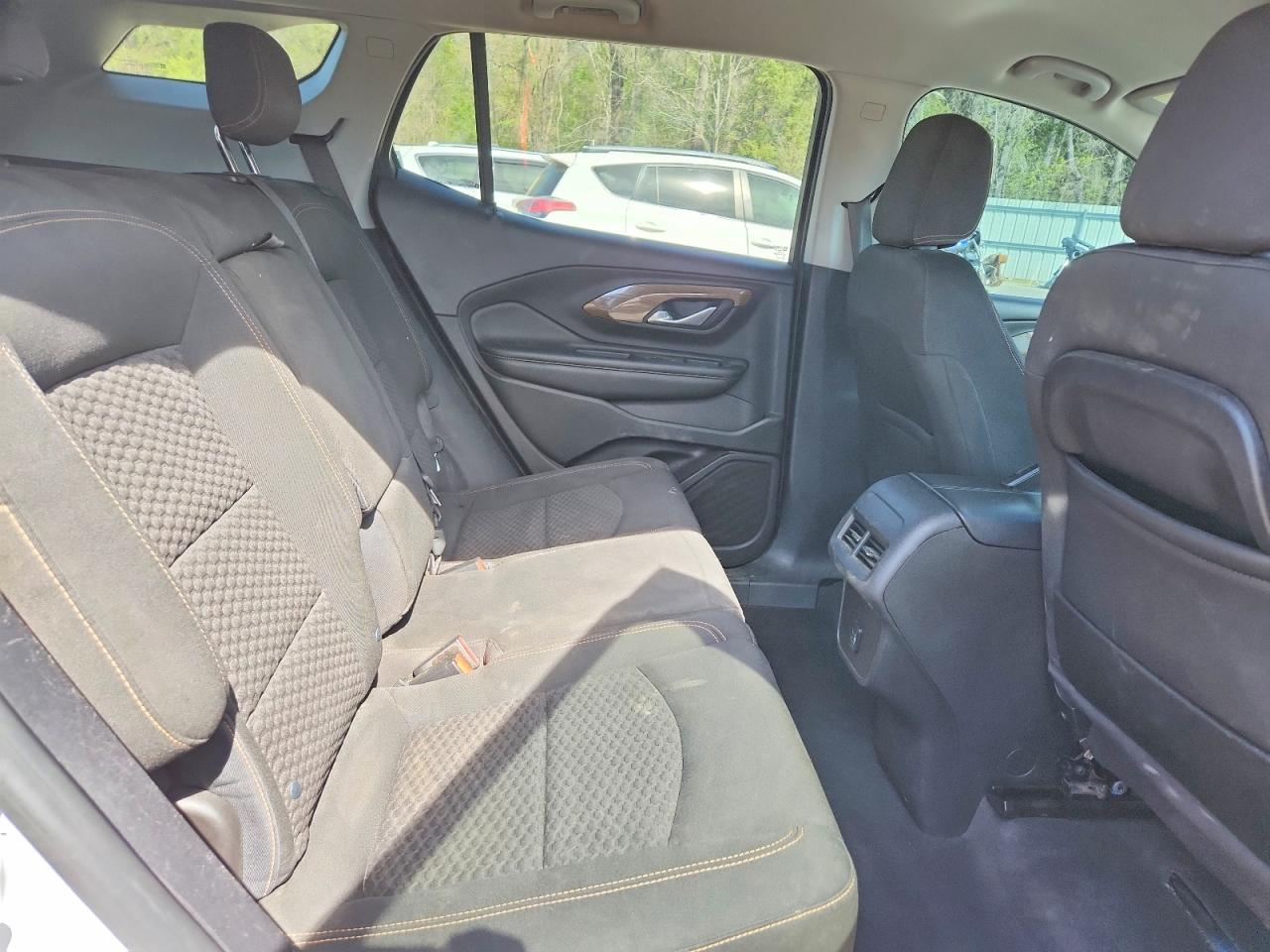 2018 GMC TERRAIN SLE photo 31