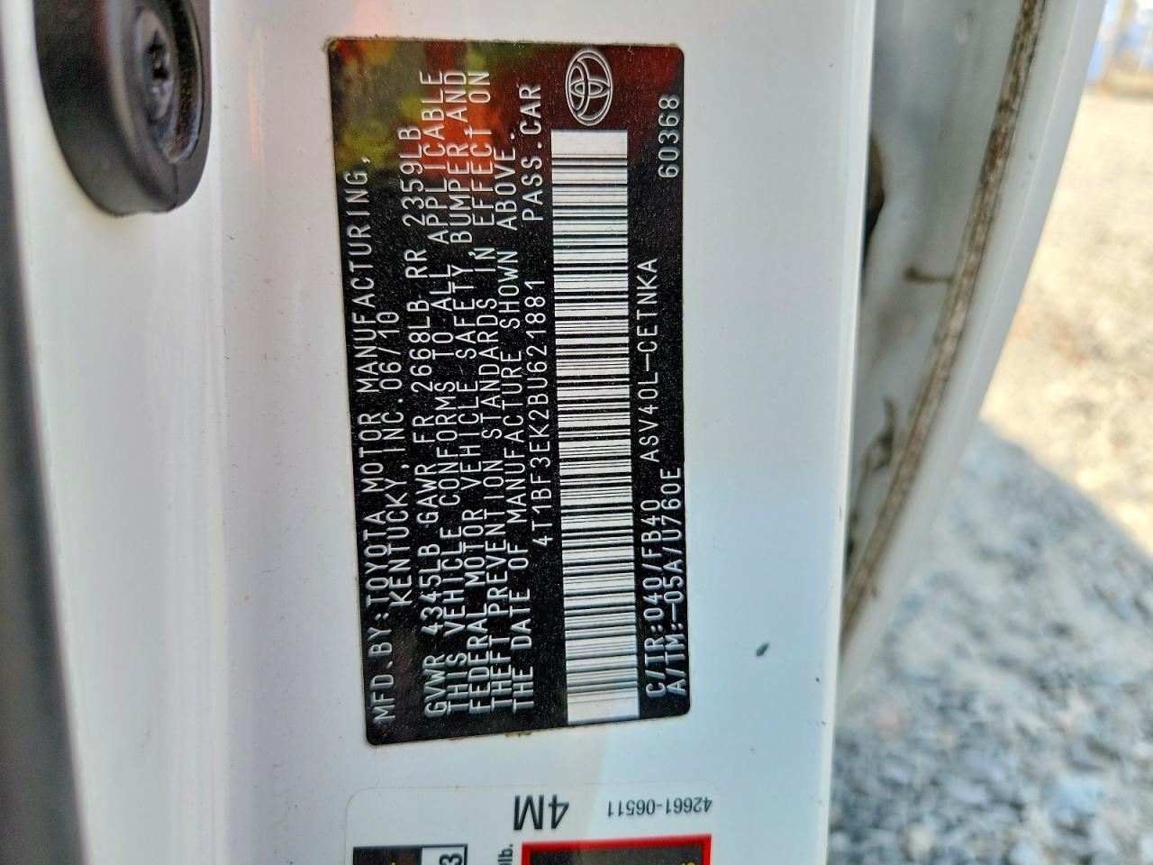 2011 TOYOTA CAMRY photo 12
