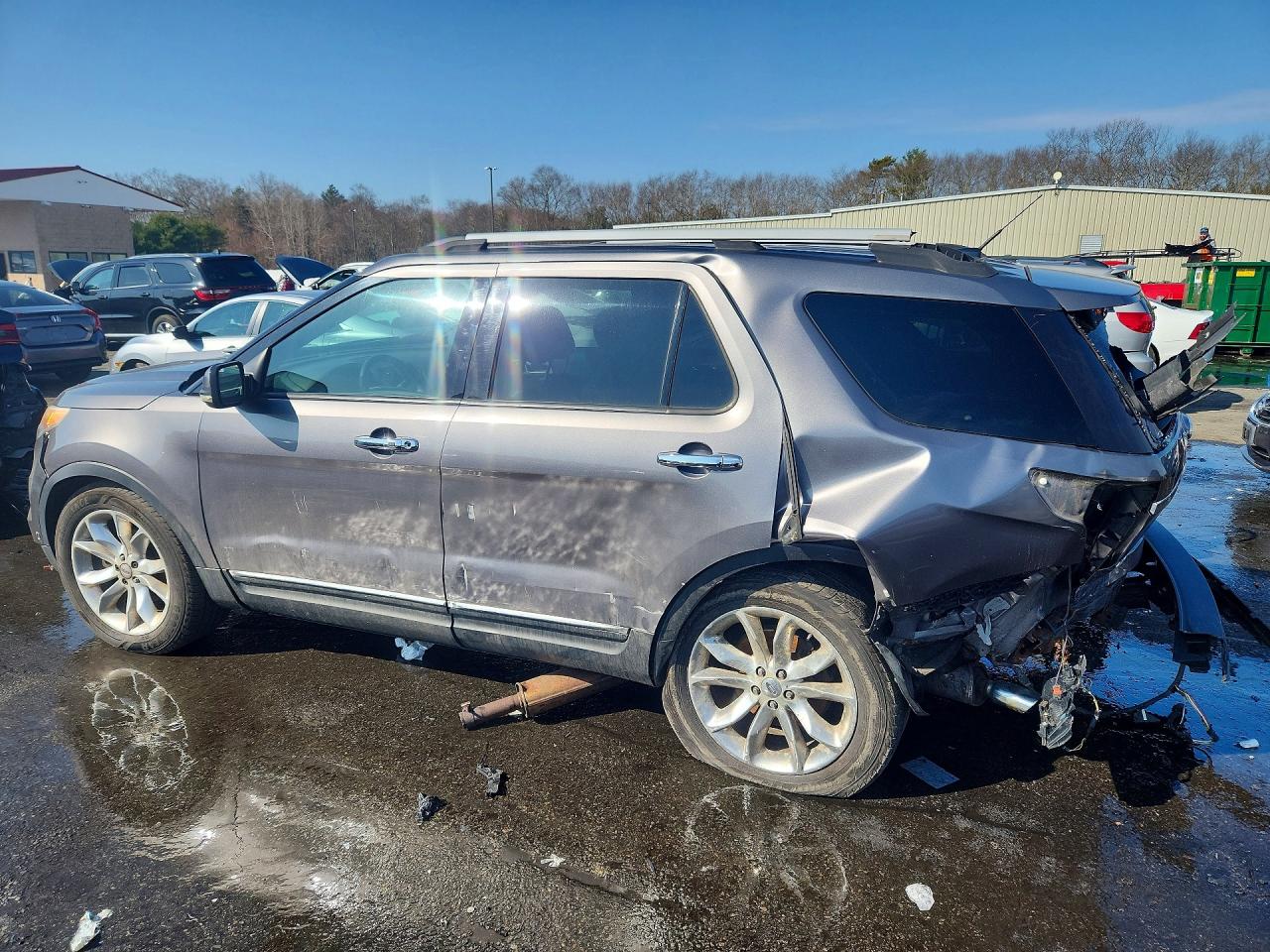 2011 FORD EXPLORER LIMITED photo 2