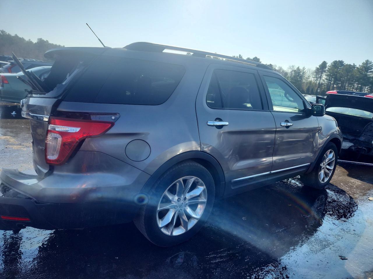 2011 FORD EXPLORER LIMITED photo 3