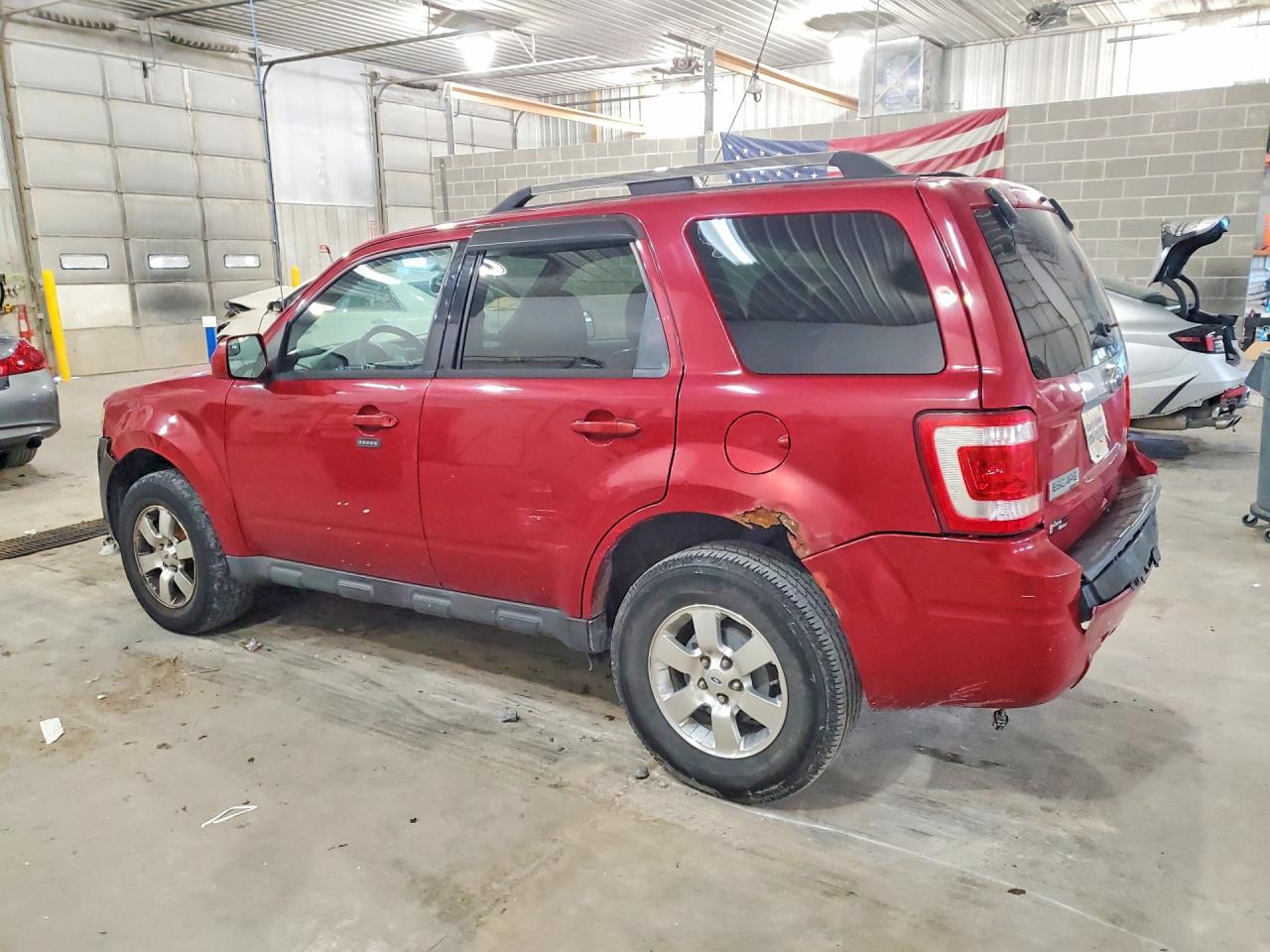 2011 FORD ESCAPE LIMITED photo 2