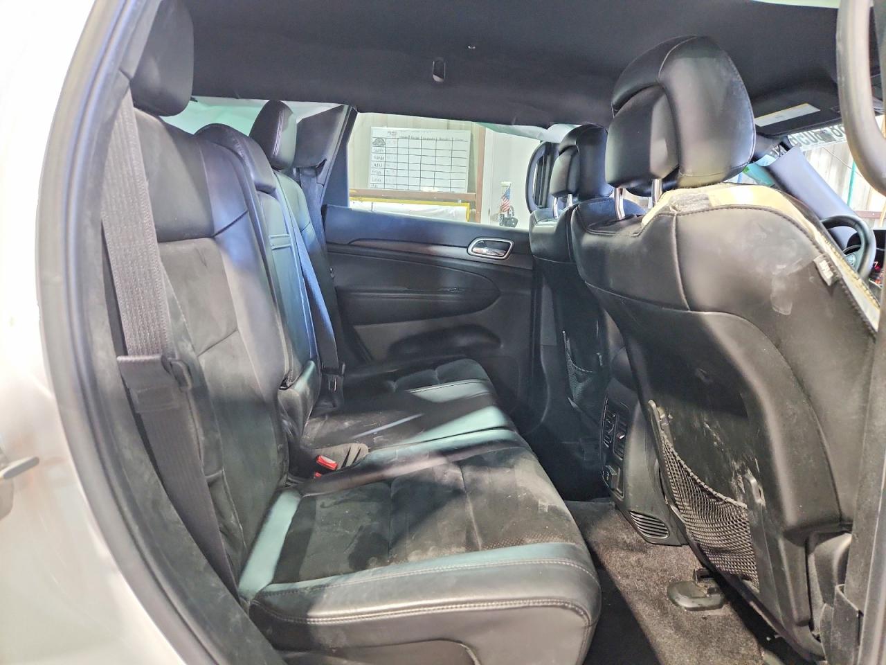 2018 JEEP GRAND CHEROKEE LAREDO photo 11