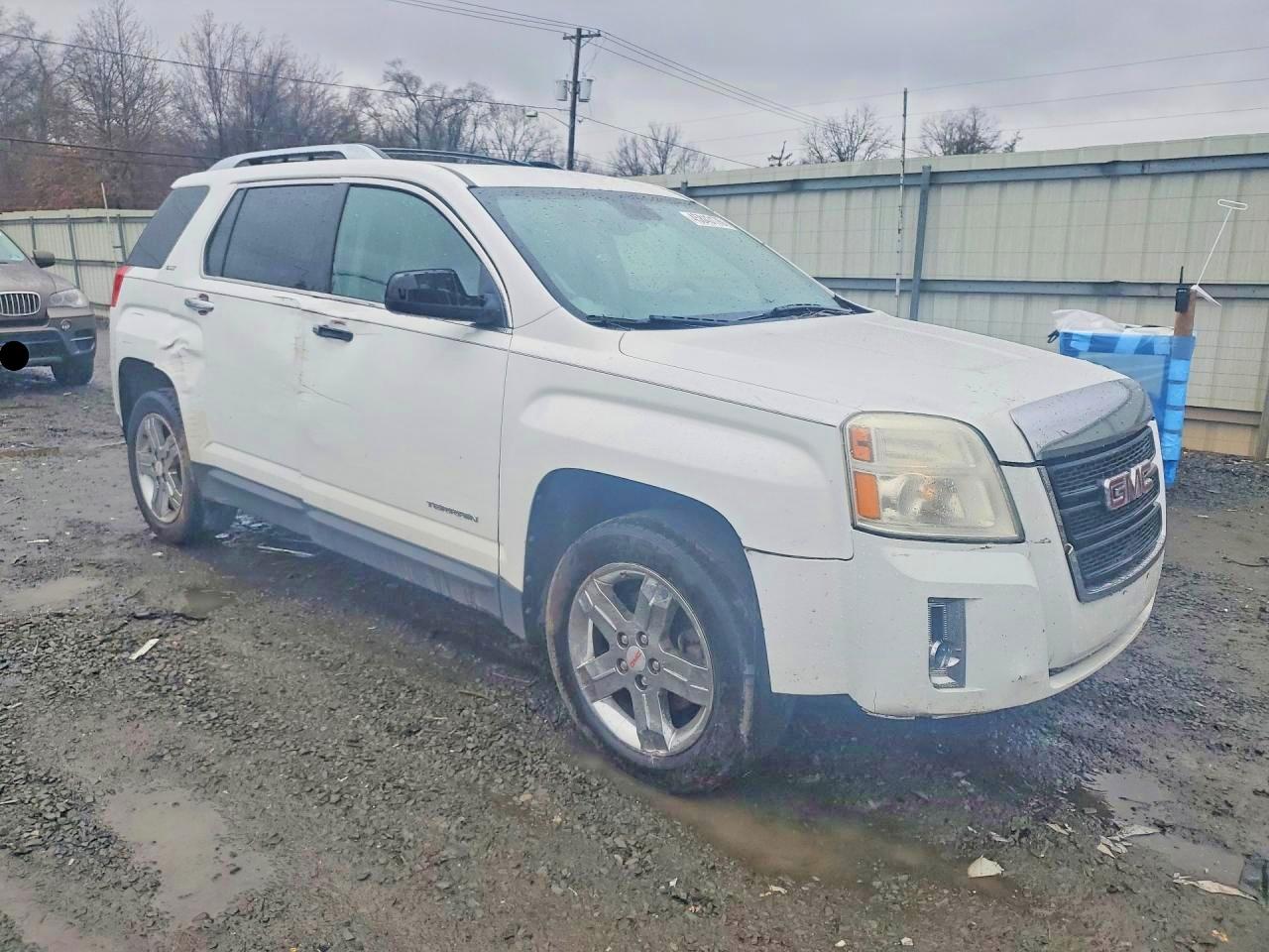 2012 GMC TERRAIN SLT photo 7