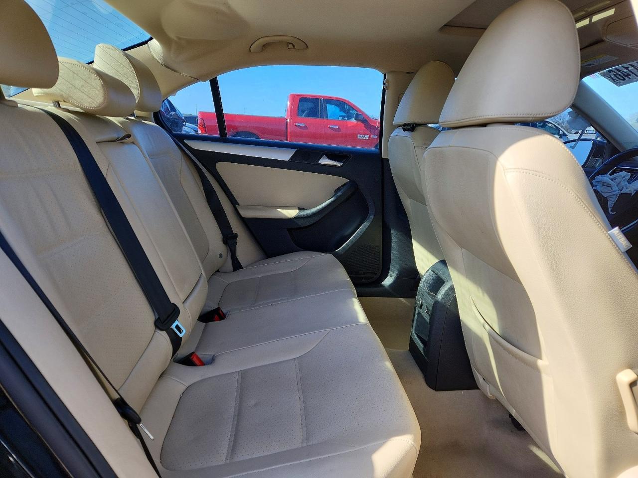 2014 VOLKSWAGEN JETTA SE photo 19