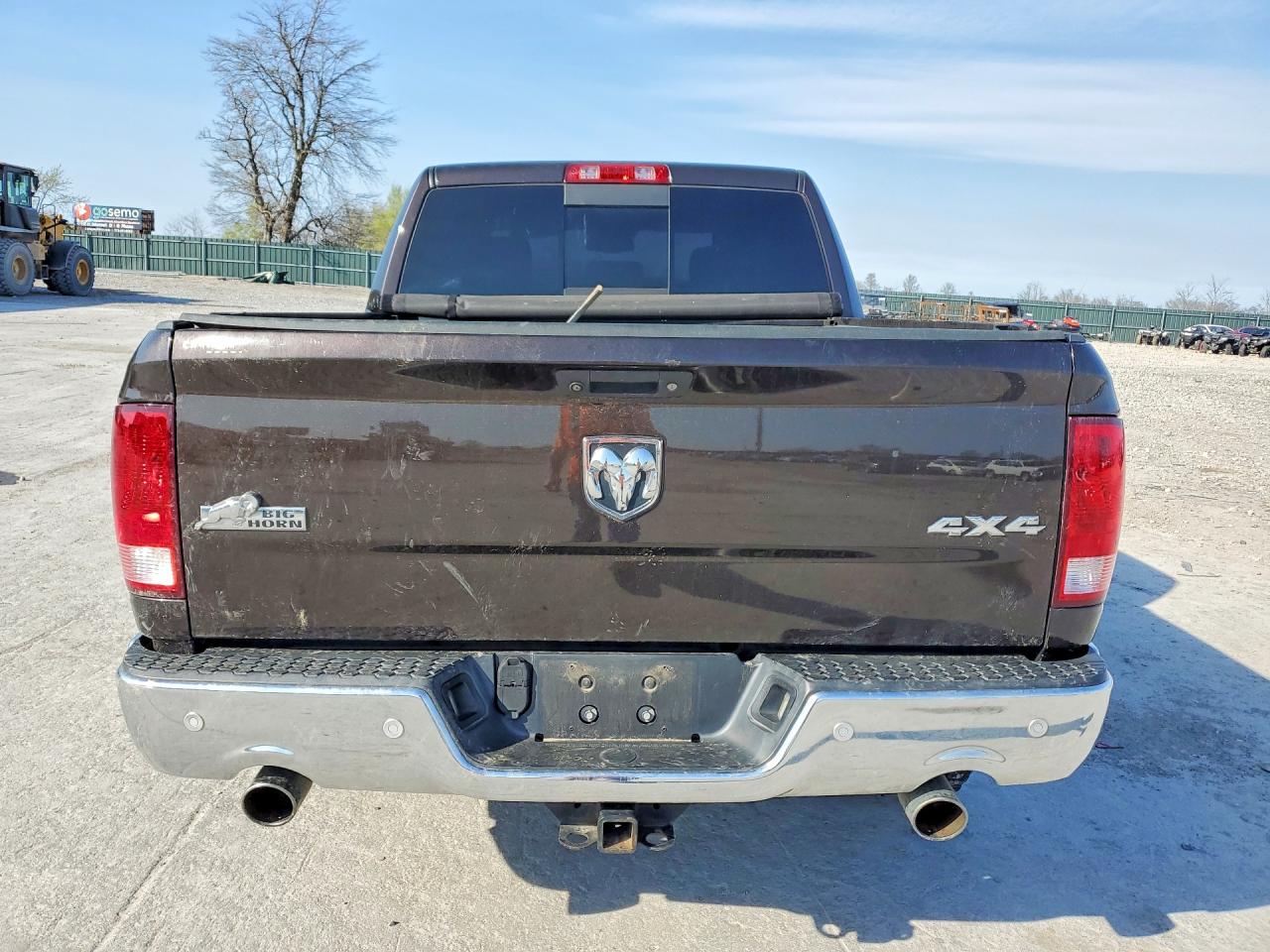 2017 RAM 1500 SLT photo 6