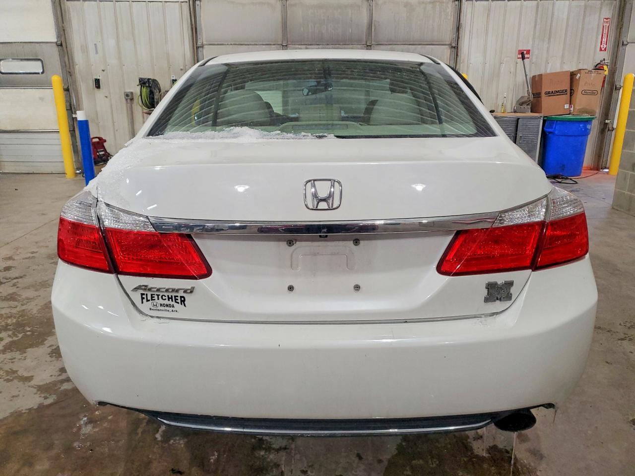 2015 HONDA ACCORD LX photo 6