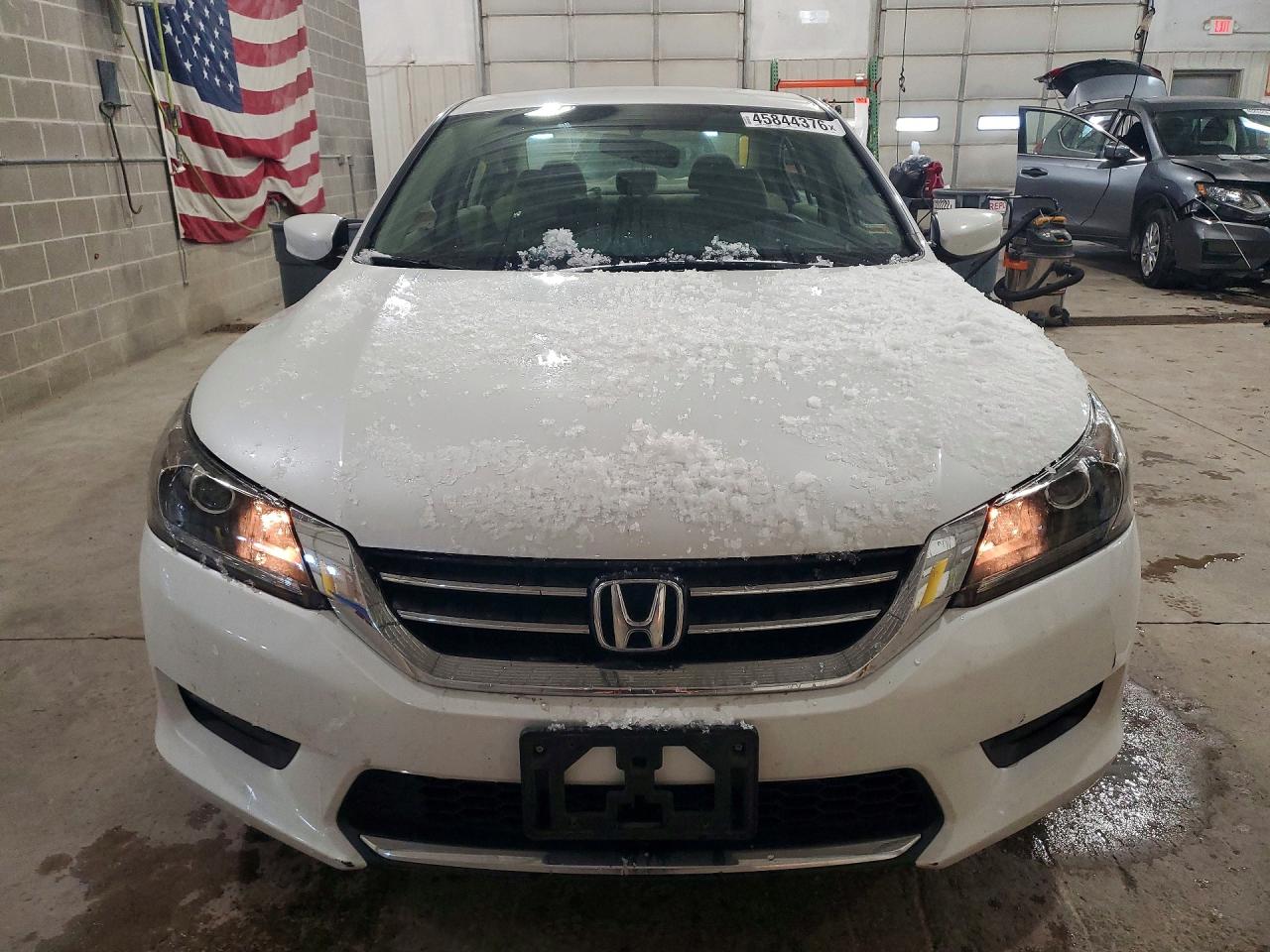 2015 HONDA ACCORD LX photo 5