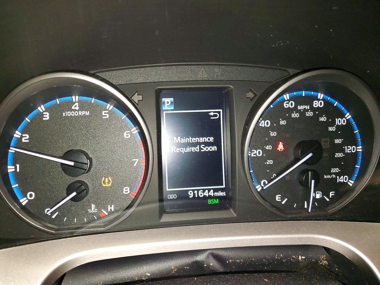 2018 TOYOTA RAV4 XLE photo 9