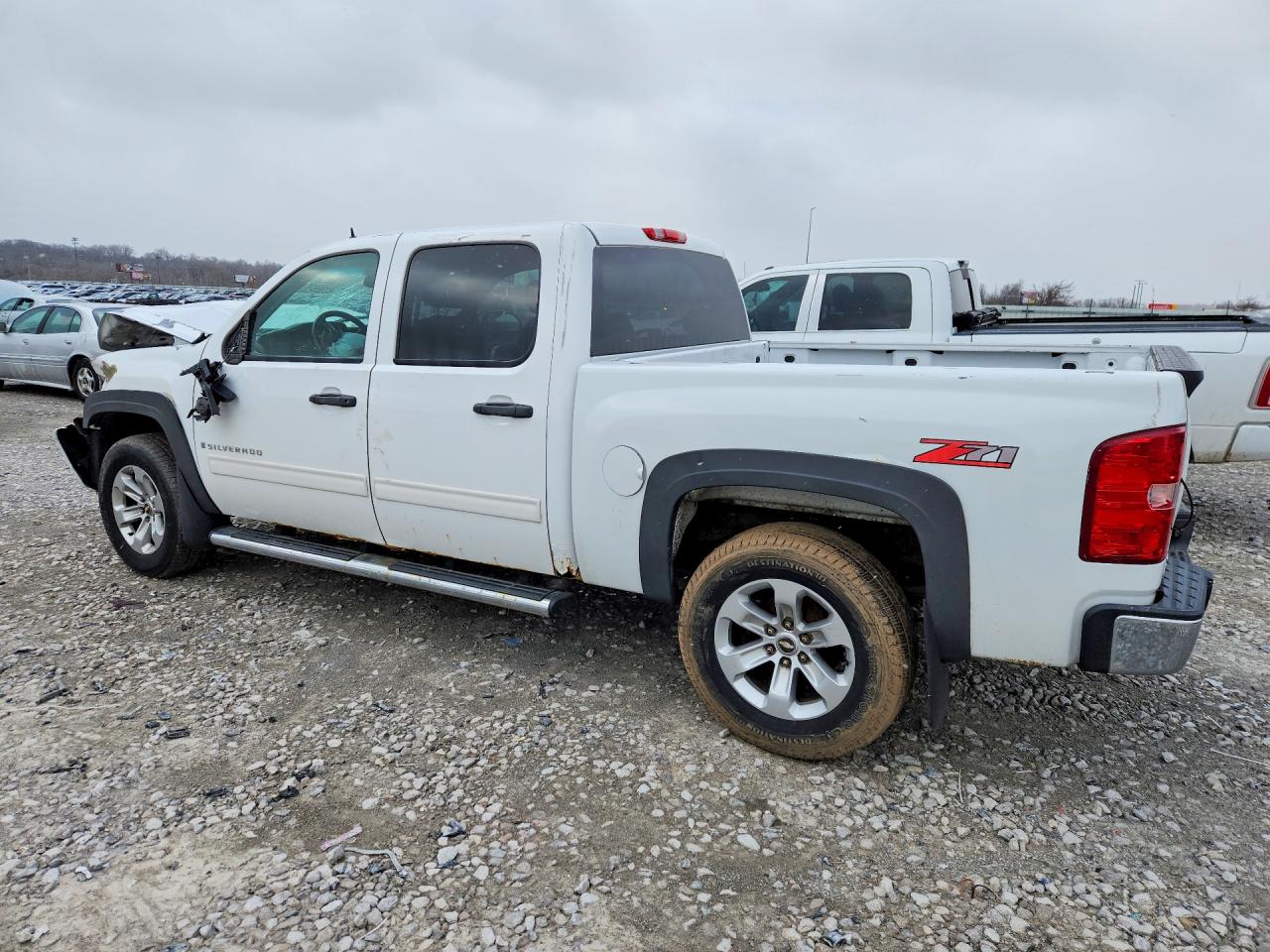 2009 CHEVROLET SILVERADO K1500 LT photo 3