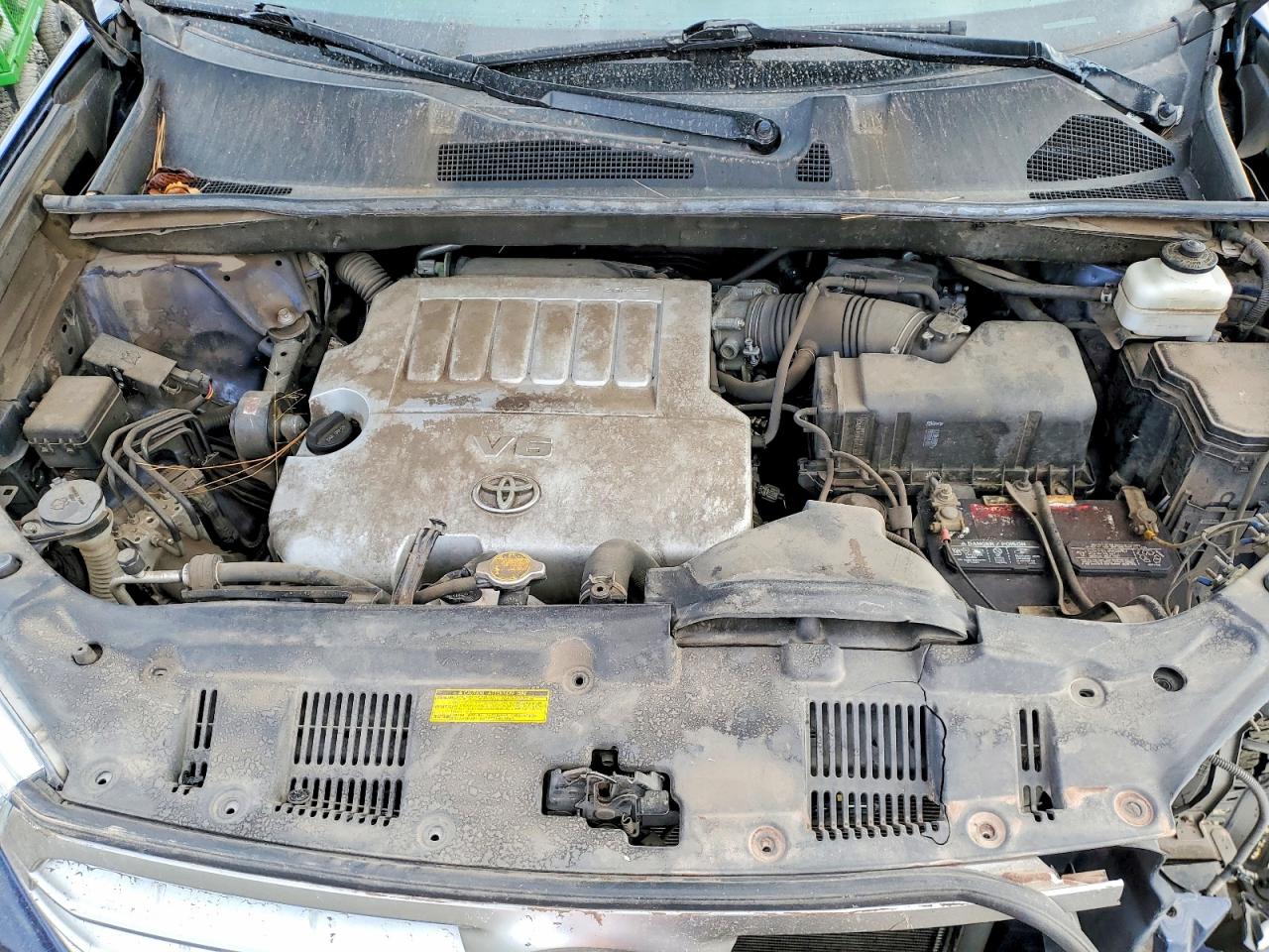 2013 TOYOTA HIGHLANDER SE photo 23