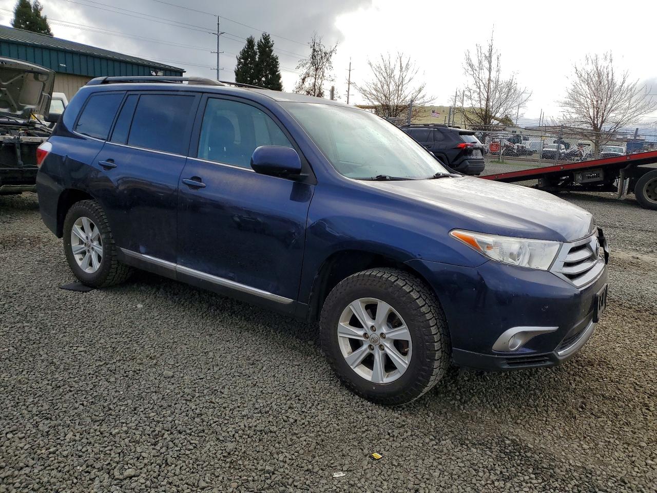 2013 TOYOTA HIGHLANDER SE photo 7