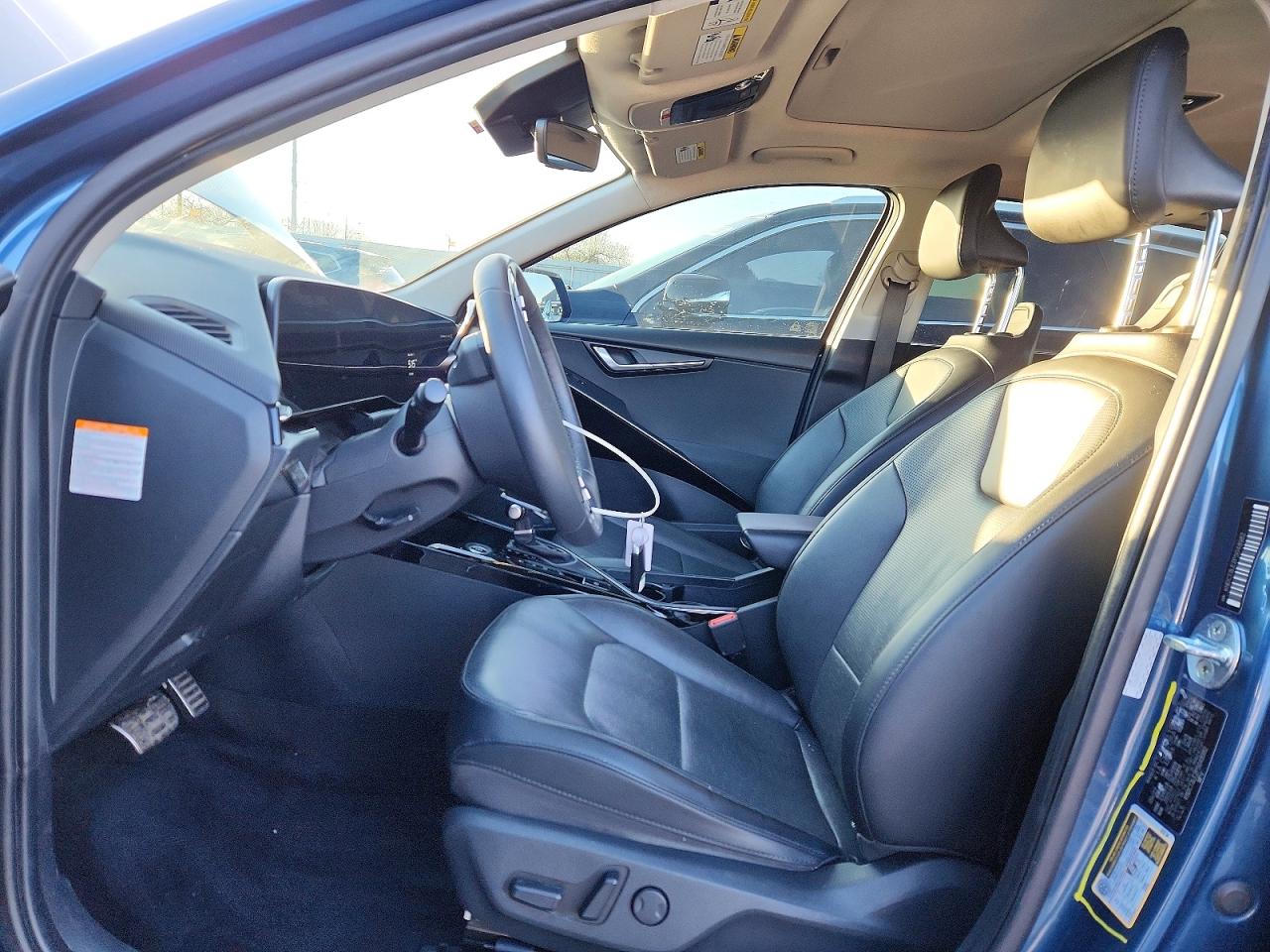 2023 KIA NIRO SX TOURING photo 13