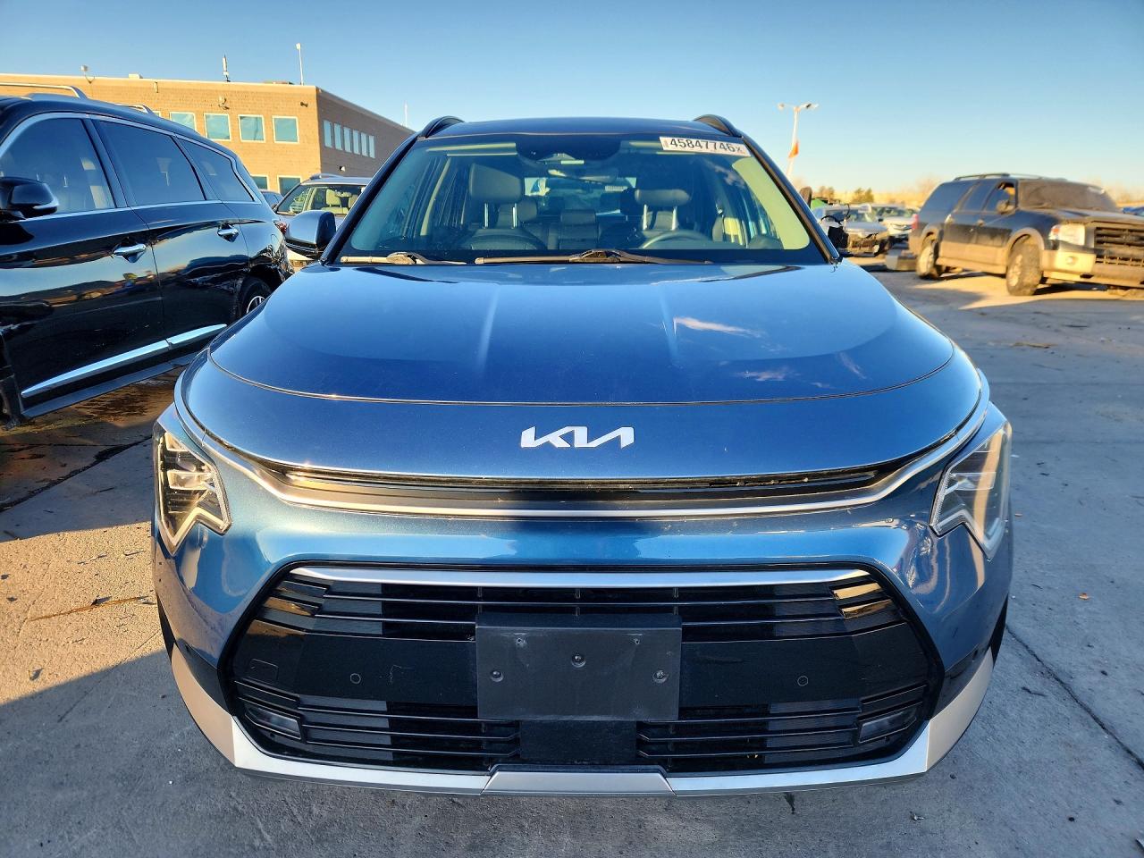 2023 KIA NIRO SX TOURING photo 9