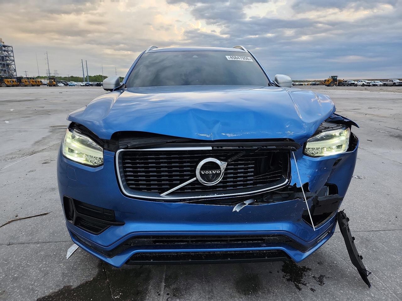 2019 VOLVO XC90 photo 17