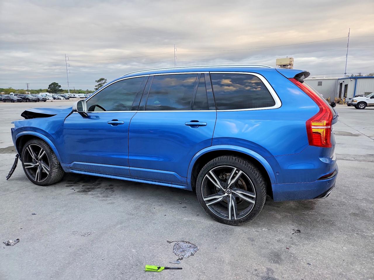 2019 VOLVO XC90 photo 5