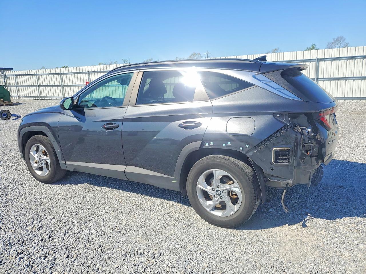 2024 HYUNDAI TUCSON SEL photo 2