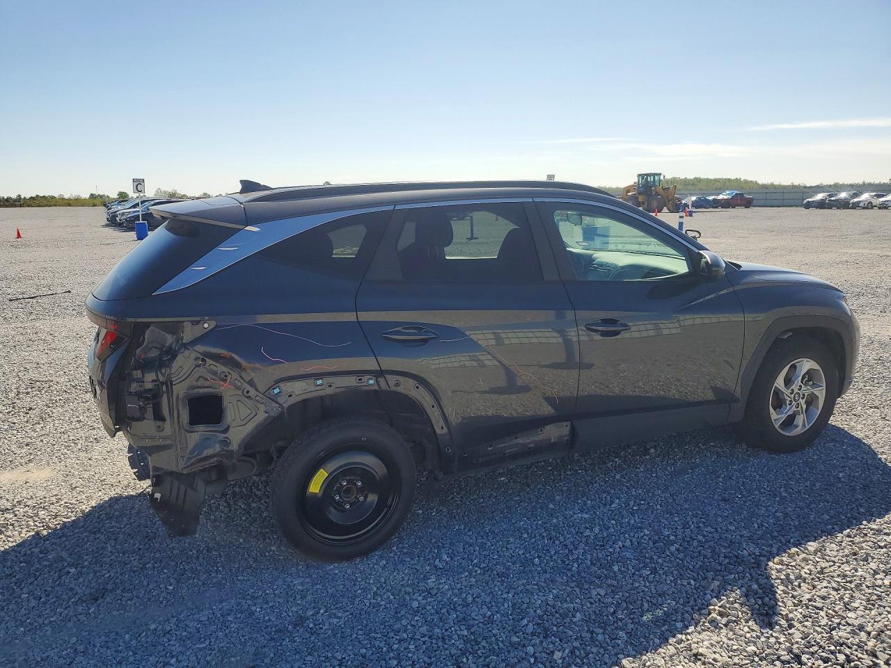 2024 HYUNDAI TUCSON SEL photo 3