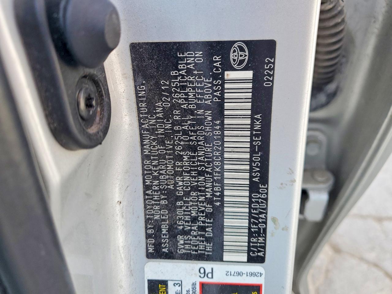 2012 TOYOTA CAMRY LE photo 25