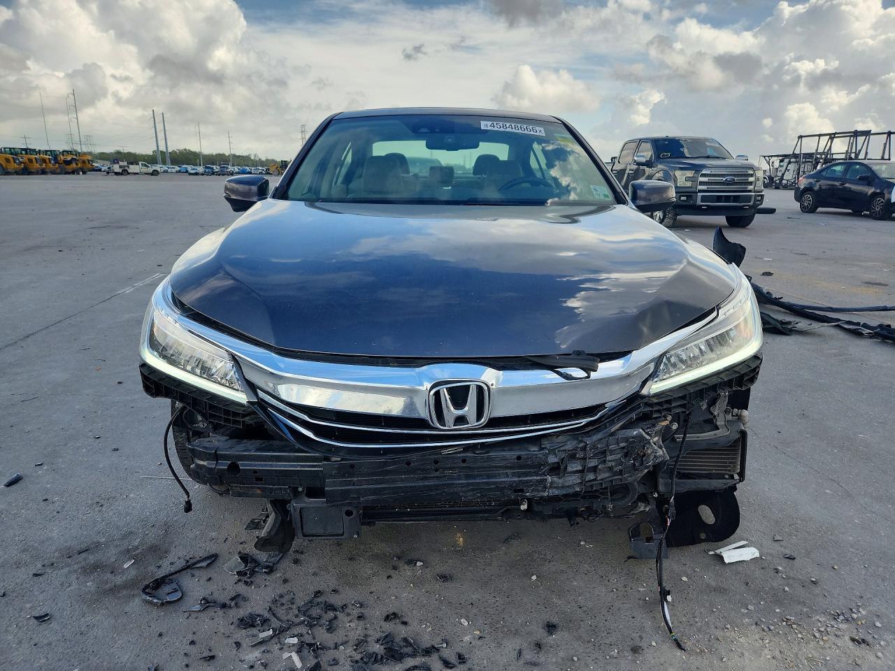 2017 HONDA ACCORD TOURING HYBRID photo 5