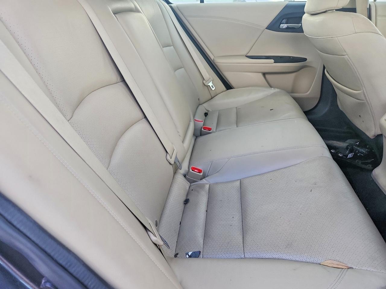 2017 HONDA ACCORD TOURING HYBRID photo 10