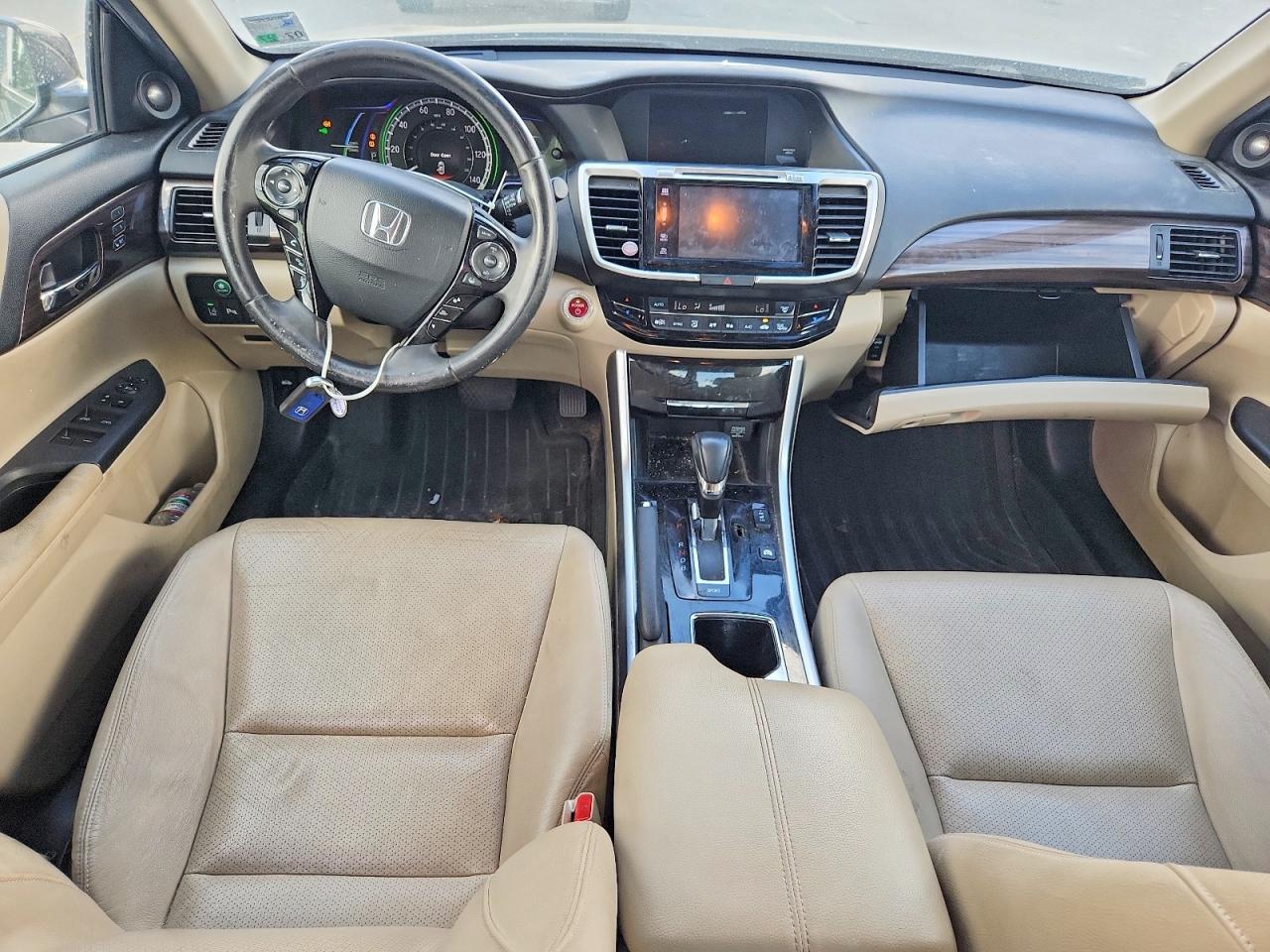 2017 HONDA ACCORD TOURING HYBRID photo 8