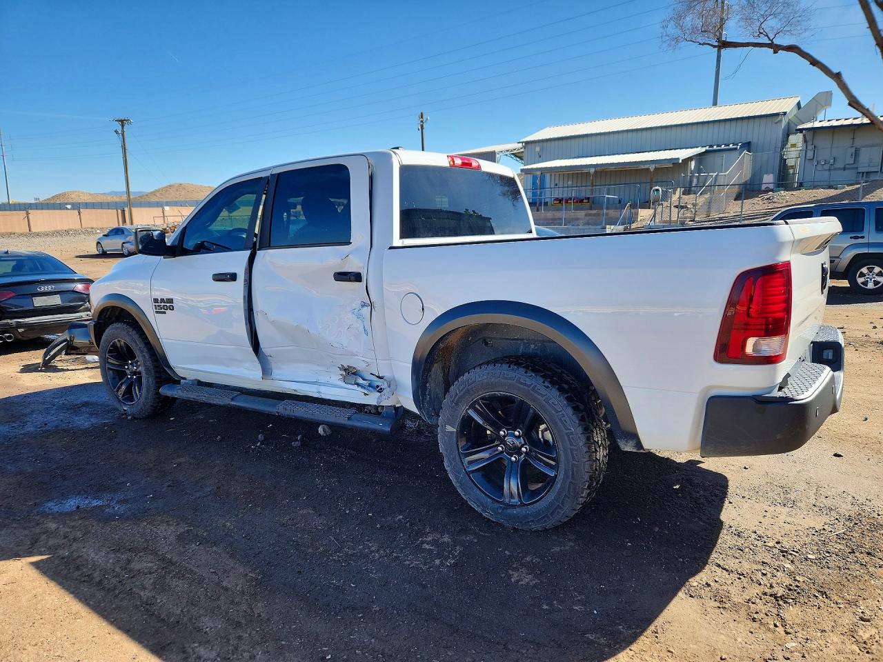 2023 RAM 1500 CLASSIC SLT photo 3
