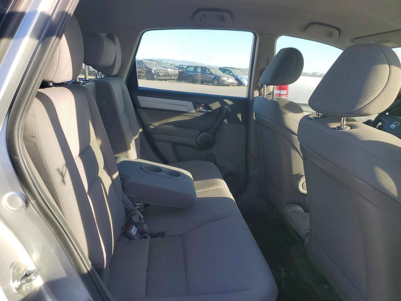 2011 HONDA CR-V LX photo 21