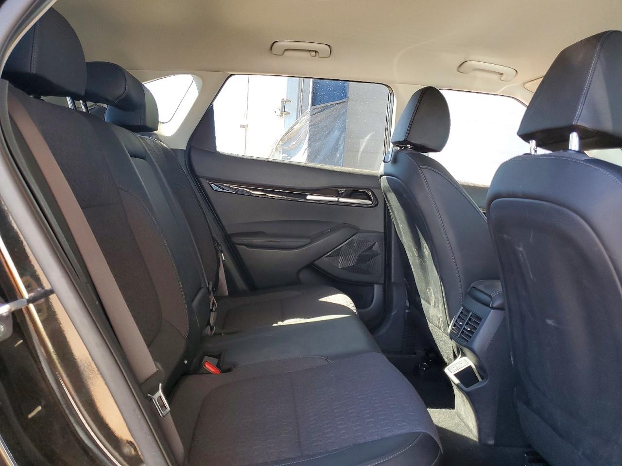 2025 KIA SELTOS S photo 10