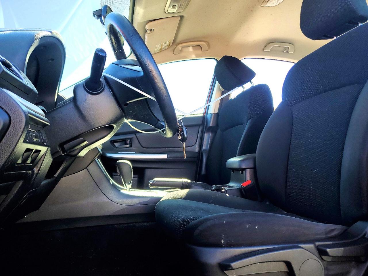 2016 SUBARU IMPREZA photo 19