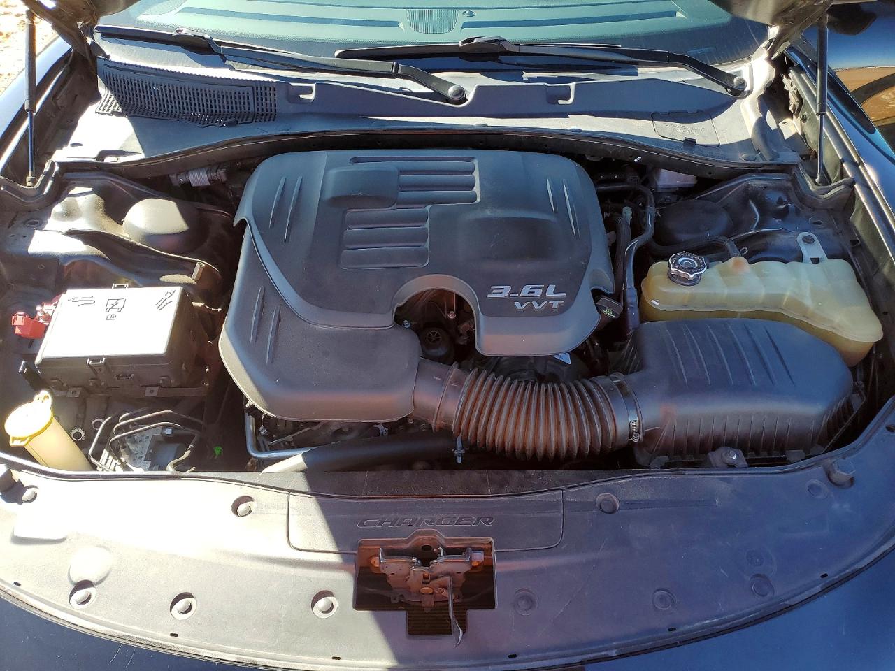 2016 DODGE CHARGER SE photo 21