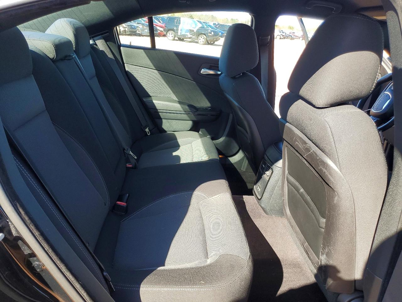 2016 DODGE CHARGER SE photo 19