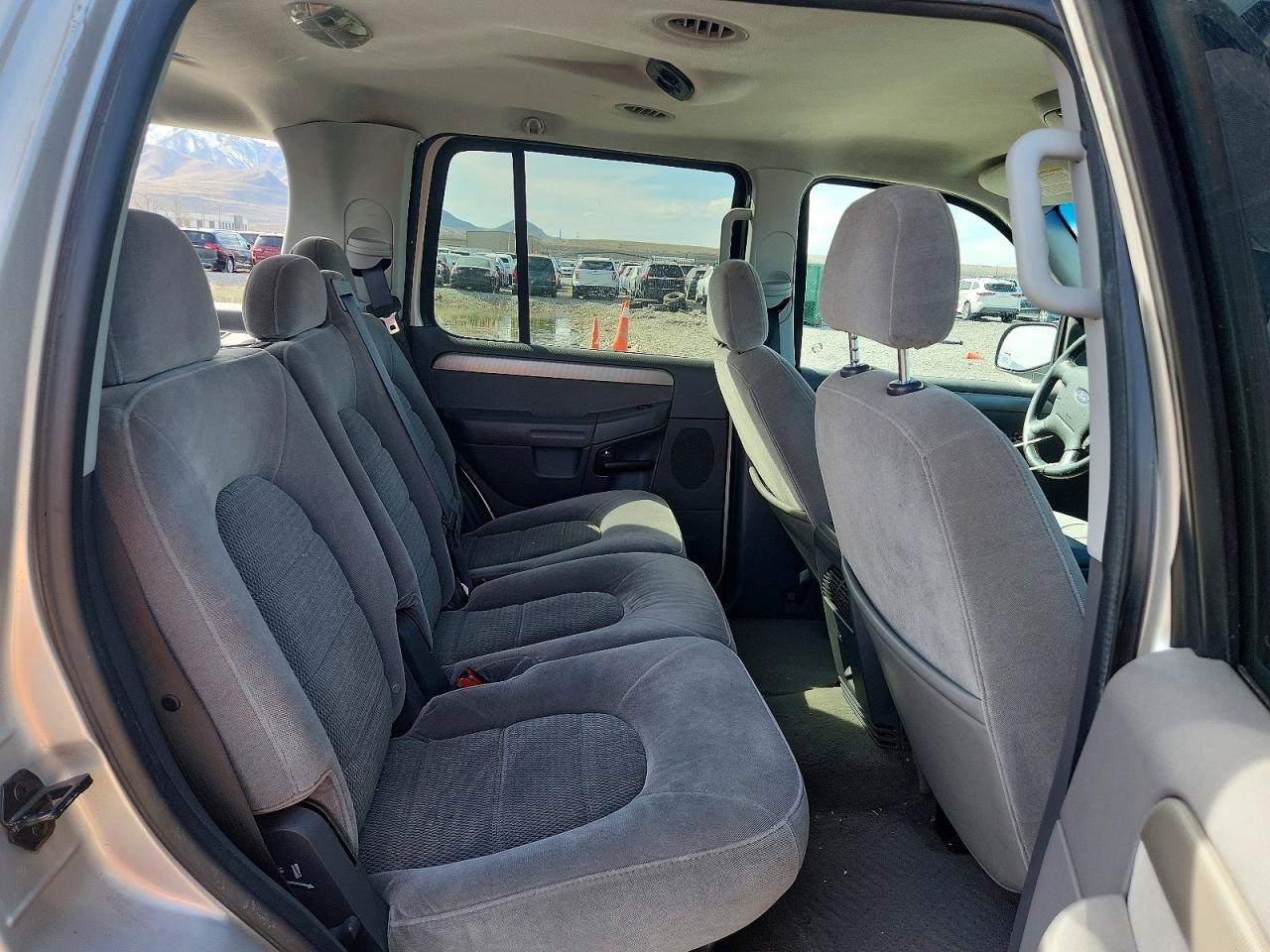2004 FORD EXPLORER XLT photo 10