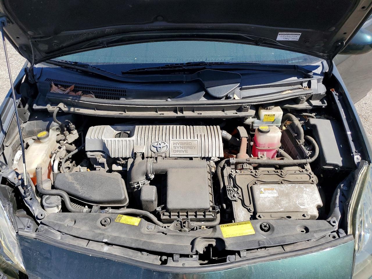 2010 TOYOTA PRIUS III photo 21