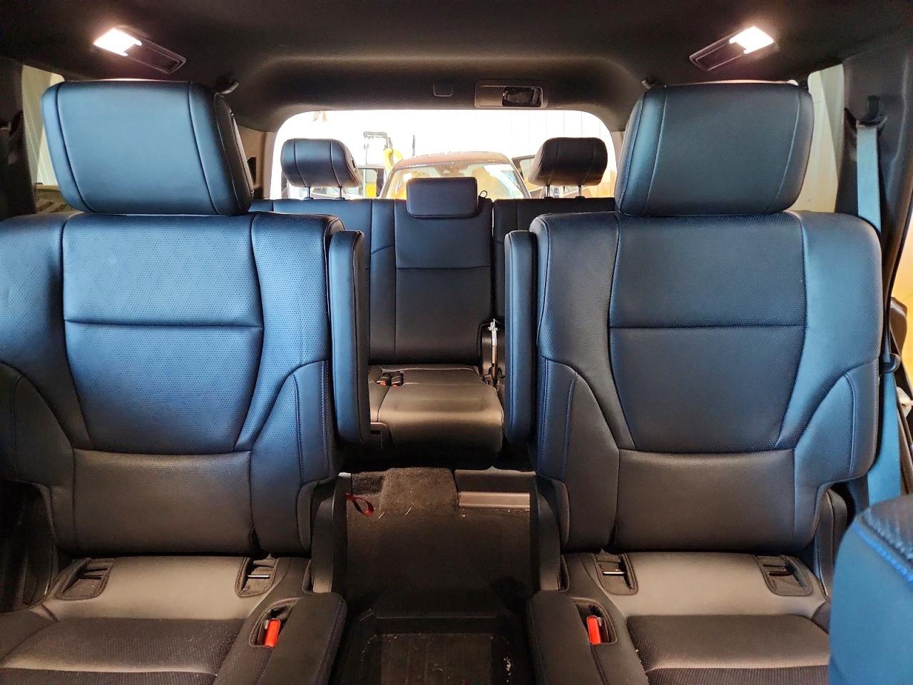 2024 TOYOTA SEQUOIA PLATINUM photo 10