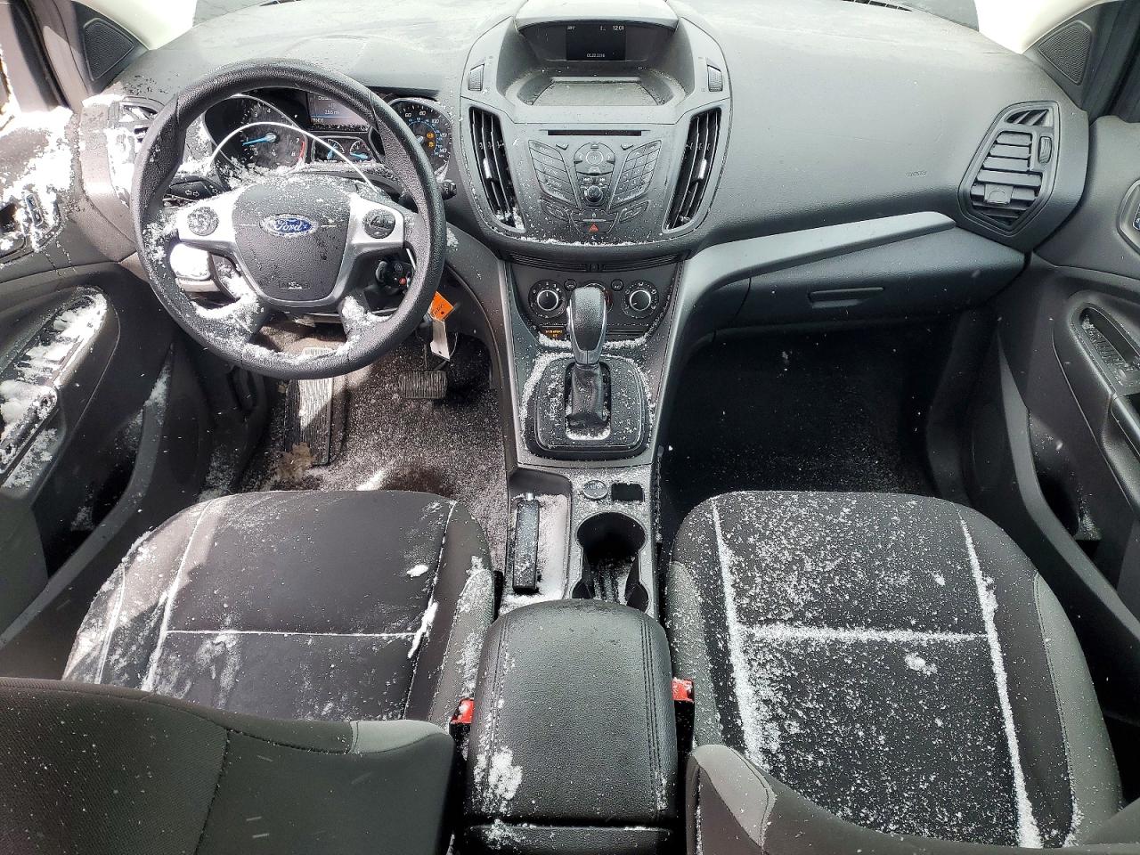 2016 FORD ESCAPE S photo 8