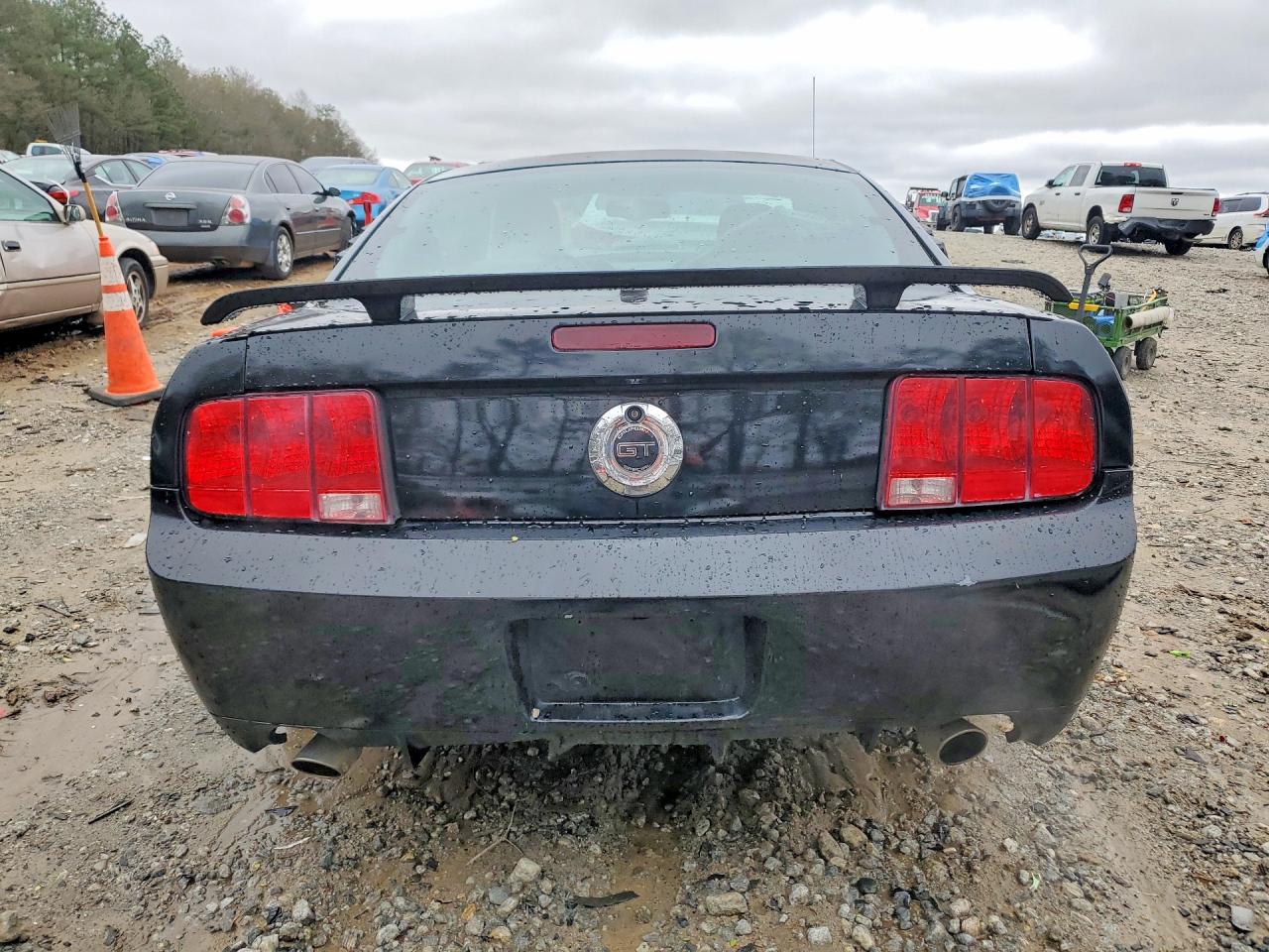 2008 FORD MUSTANG GT photo 11