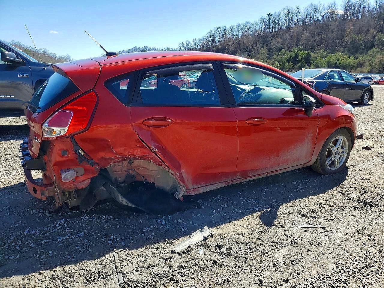 2019 FORD FIESTA SE photo 3