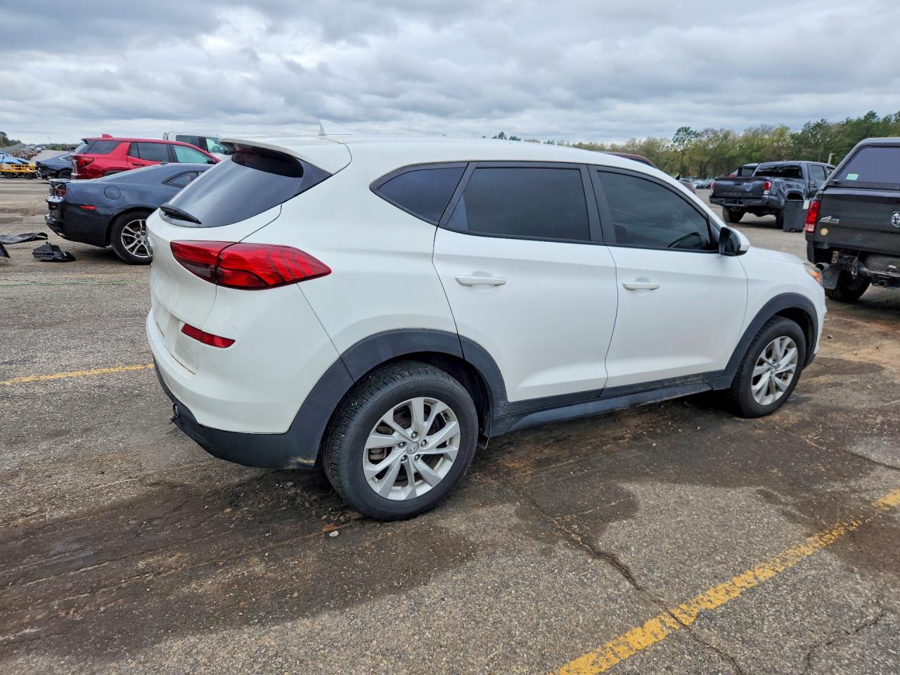 2020 HYUNDAI TUCSON SE photo 5