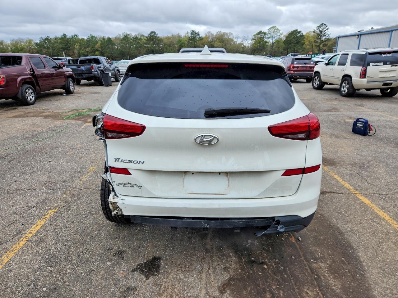 2020 HYUNDAI TUCSON SE photo 11